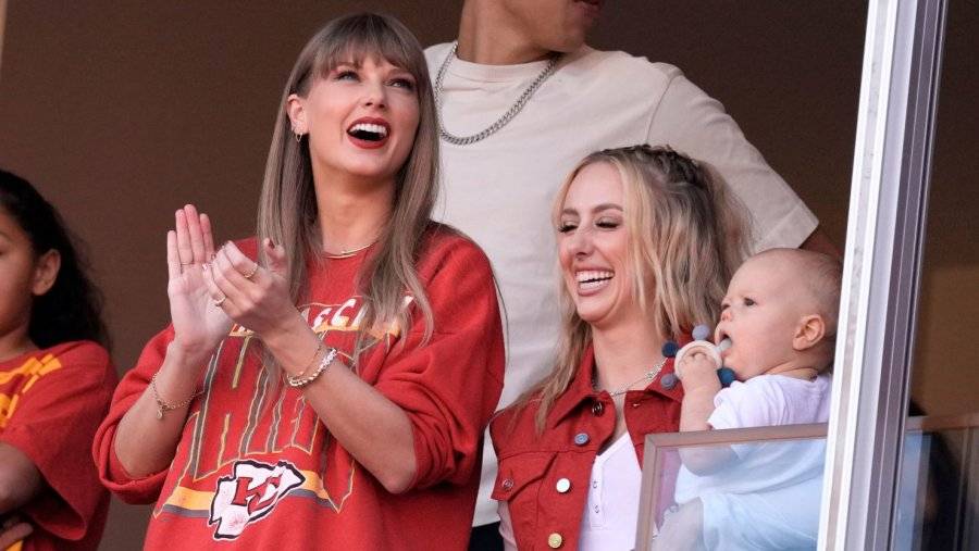 231022164809-taylor-swift-chiefs-102223.jpg