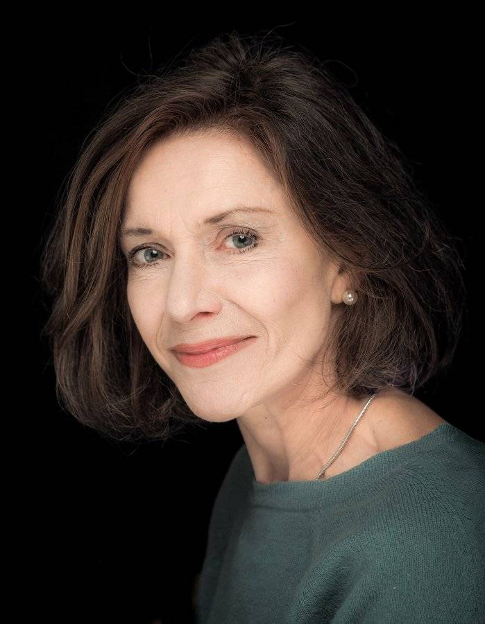 Belinda-Lang.jpg