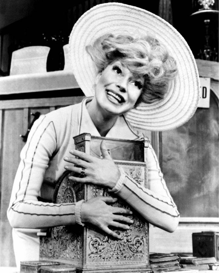 l-Carol-Channing-Hello-Dolly.jpg