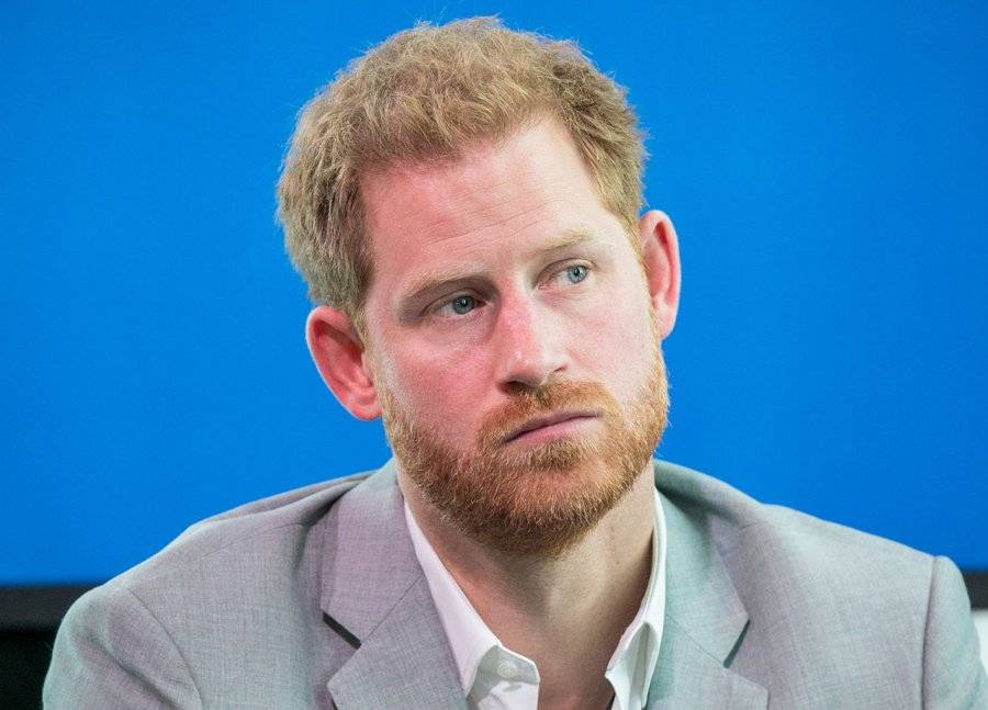 Prince-Harry-looking-sad-into-the-distance.jpg