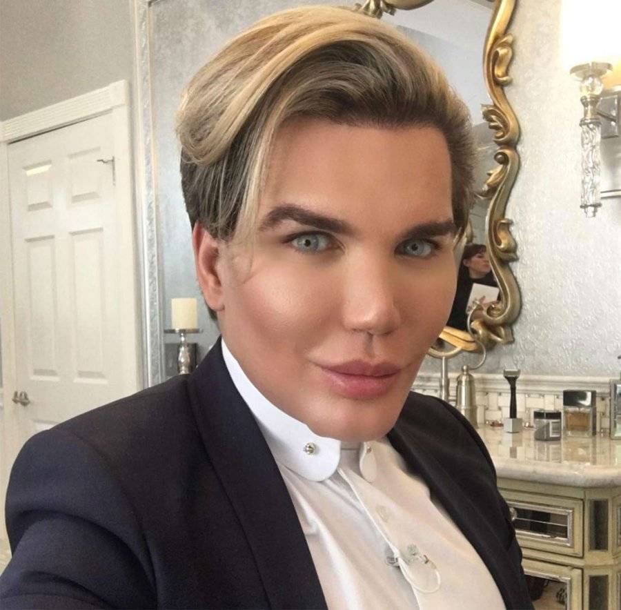 rodrigo-alves-human-ken-doll-257f6f89bfa94709820104fcd9025be6.jpg